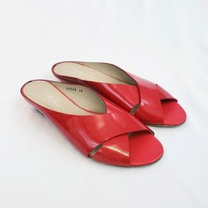 AGL Attilio Giusti Leombruni Red Patent Slide Mule